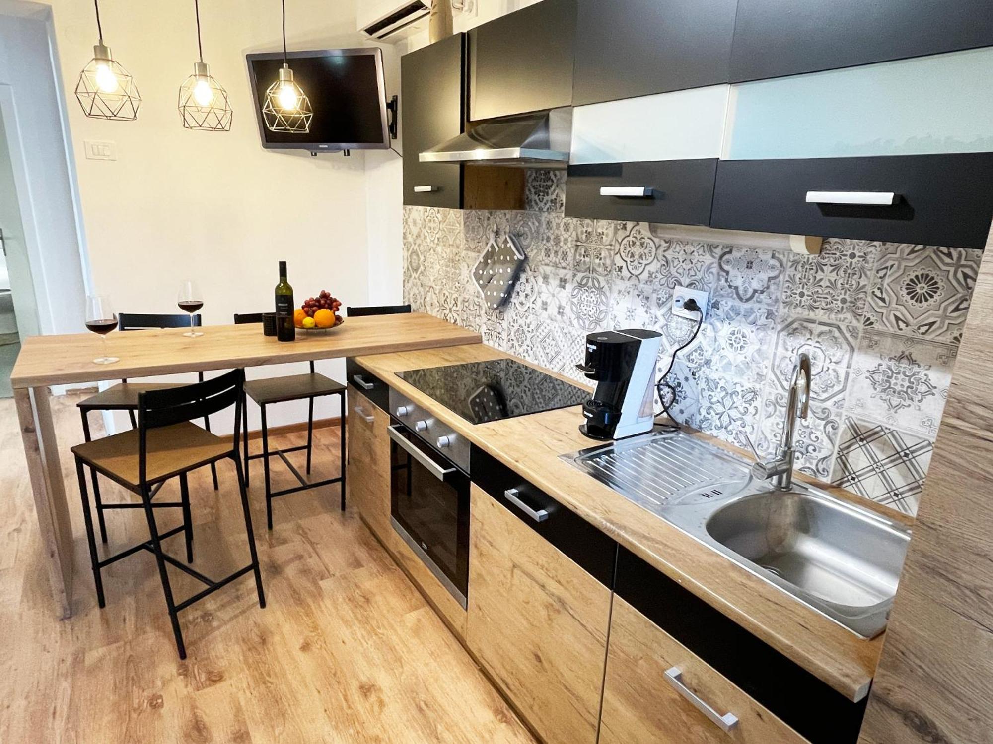 Cute Apartment In Rijeka Near Beach With Parking Exteriér fotografie