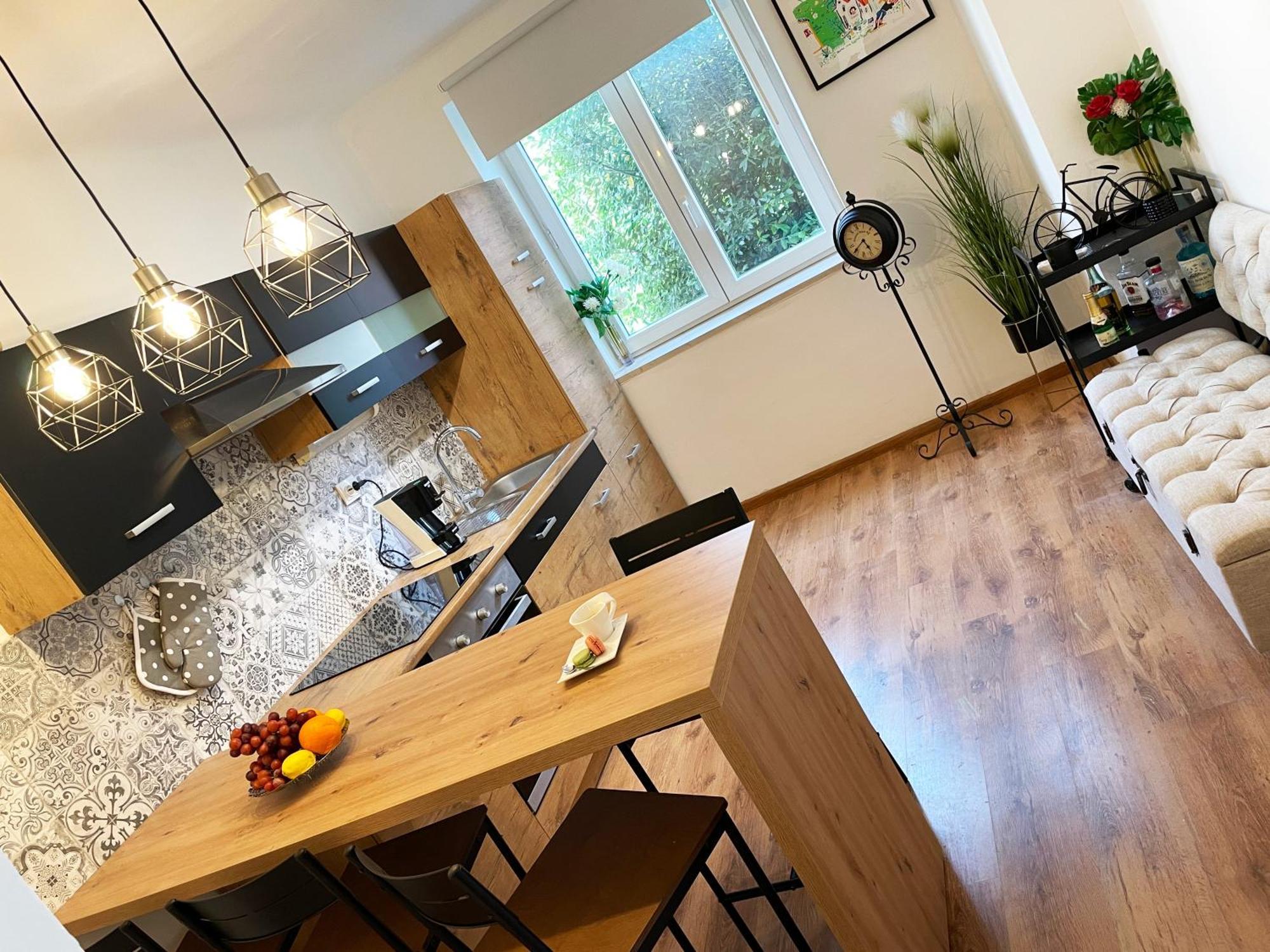 Cute Apartment In Rijeka Near Beach With Parking Exteriér fotografie